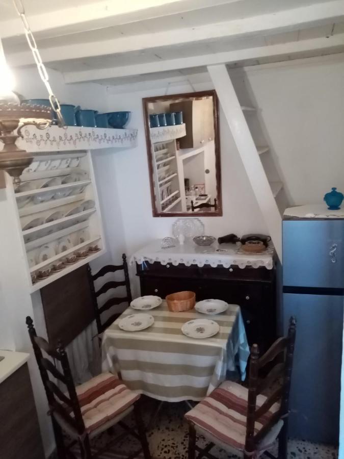 Marthas Traditional House Symi Exterior foto